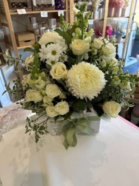White box arrangement 